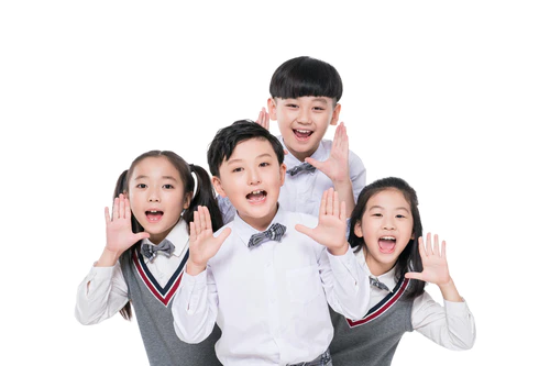 快乐的小学生图片