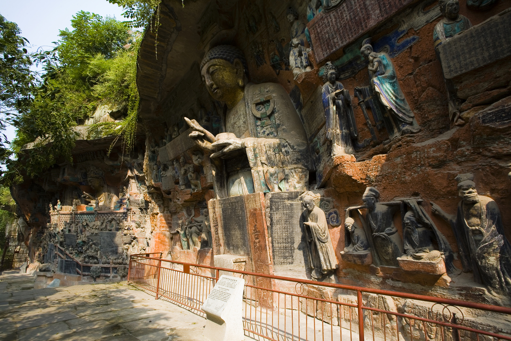 大足宝鼎山石刻图片