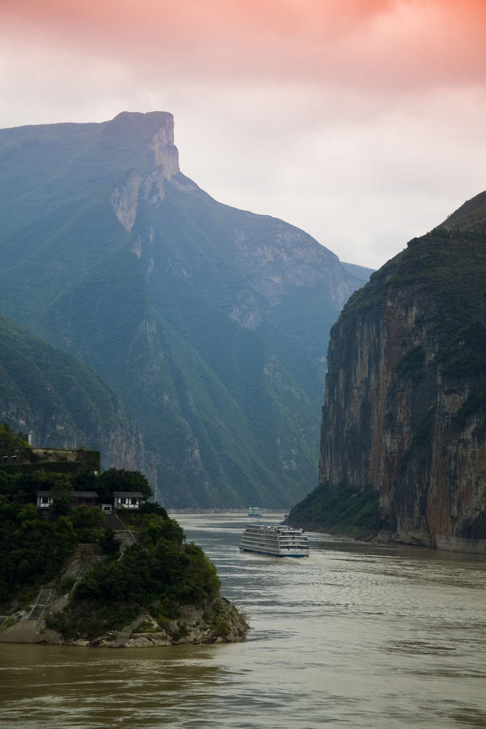 长江三峡翟塘峡