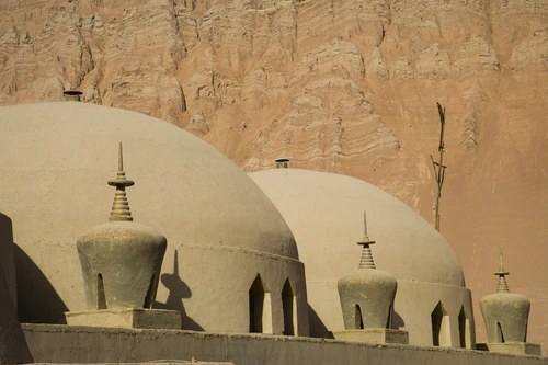 新疆 吐鲁番 火焰山 阿斯塔纳古墓图片
