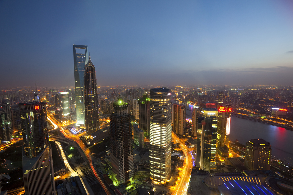 陆家嘴夜景鸟瞰图片