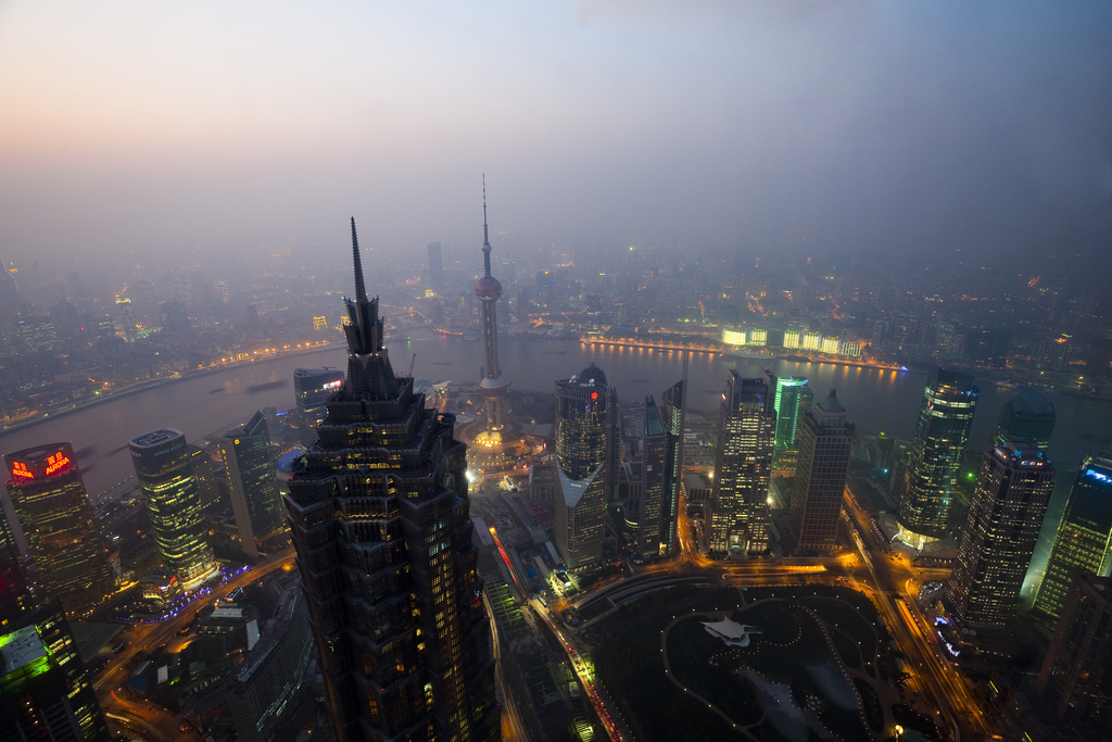 陆家嘴夜景鸟瞰图片