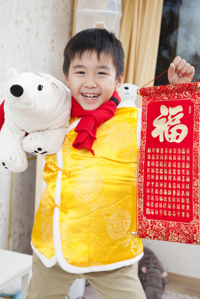 节日中的小男孩图片
