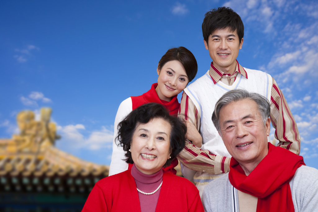 新年气氛里的家庭