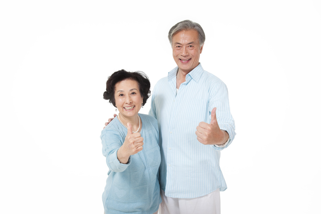 幸福的老年夫妻