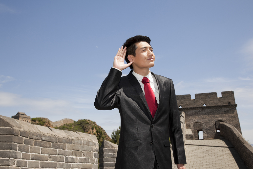 长城上的职业男士
