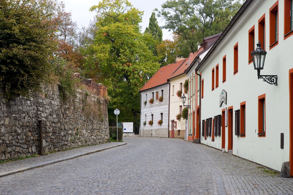 捷克克鲁娒洛夫老城(Krumlov)中心广场附近图片