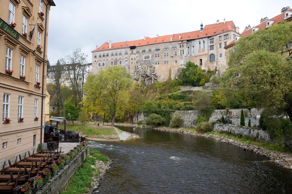 捷克克鲁娒洛夫老城(Krumlov) 伏尔塔瓦河图片