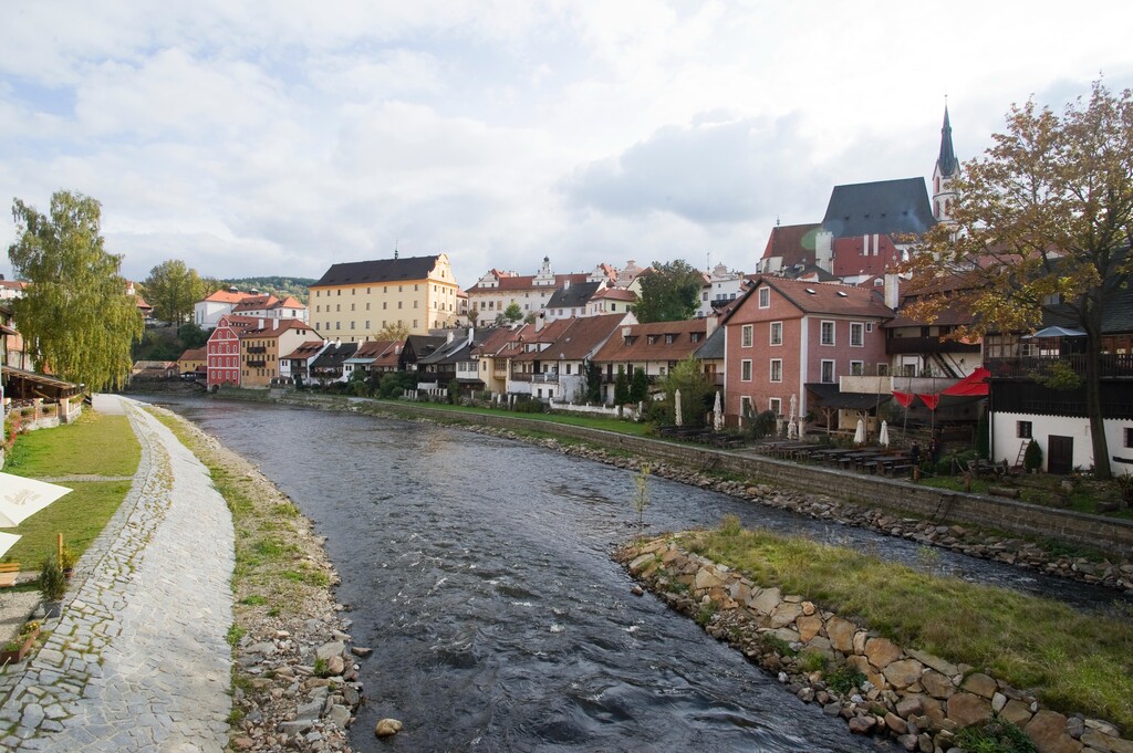 捷克克鲁娒洛夫老城(Krumlov) 伏尔塔瓦河图片