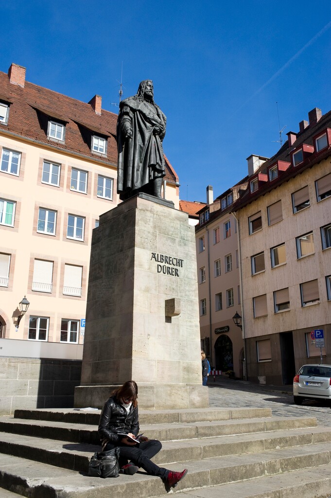 德国巴伐利亚州纽伦堡阿尔布莱希特.丢勒(Albrecht  Durer   Monument)纪念碑图片