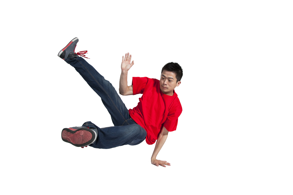 棚拍年轻男人跳街舞图片