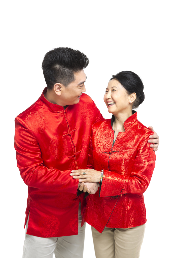 棚拍中国新年唐装男人和母亲图片