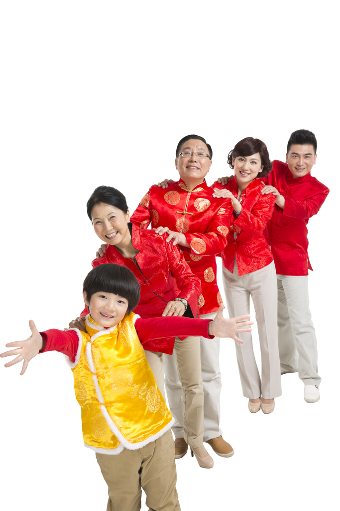 棚拍中国新年快乐的唐装家庭图片