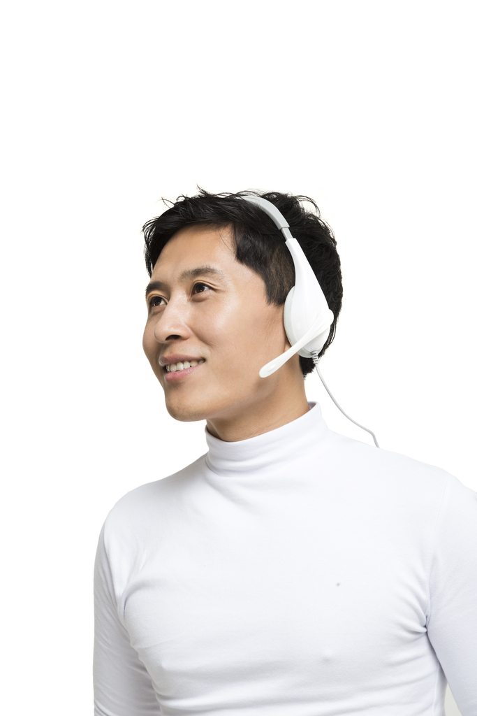 棚拍青年男人科技生活图片