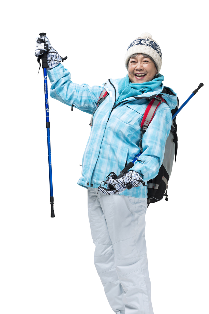 老年女人冬季登山旅行图片