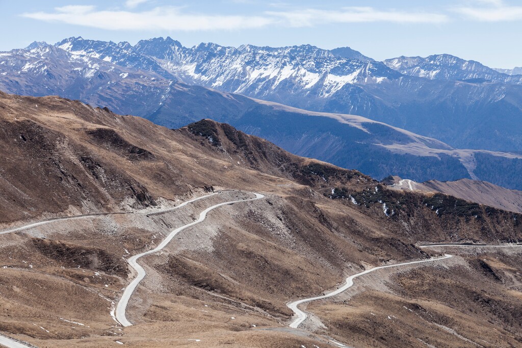 叶落山九十九拐图片