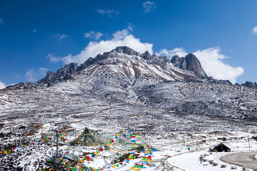 梅里雪山图片