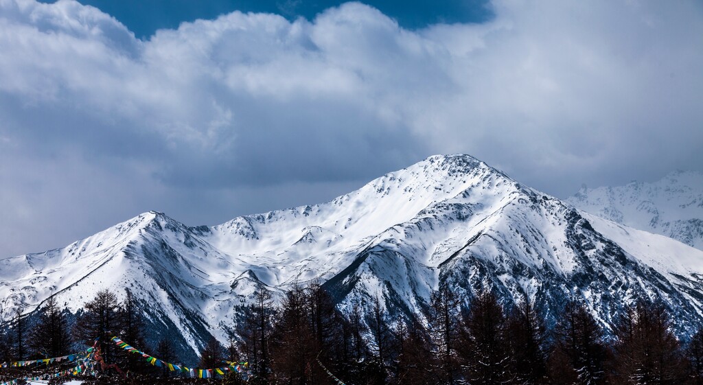 梅里雪山