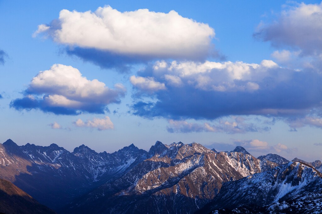 梅里雪山图片