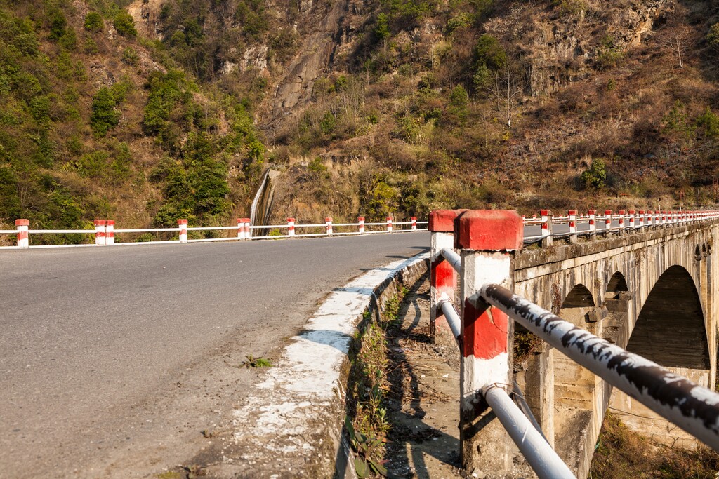 山区公路图片