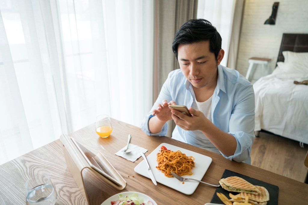 一个年轻男人的休闲生活