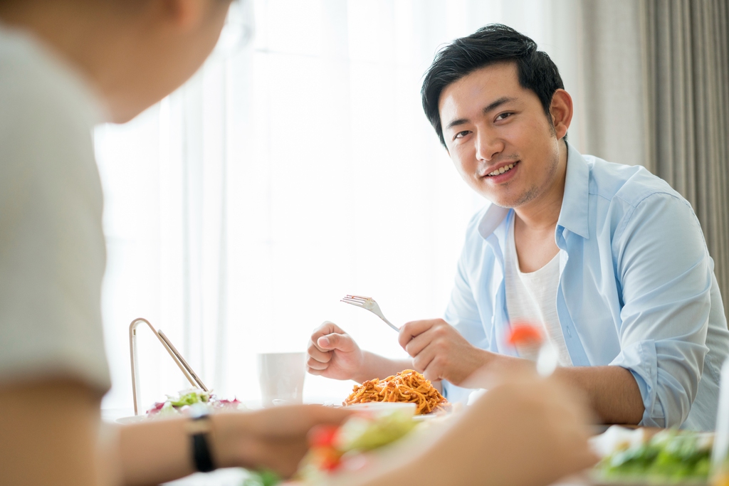 一个年轻男人的休闲生活