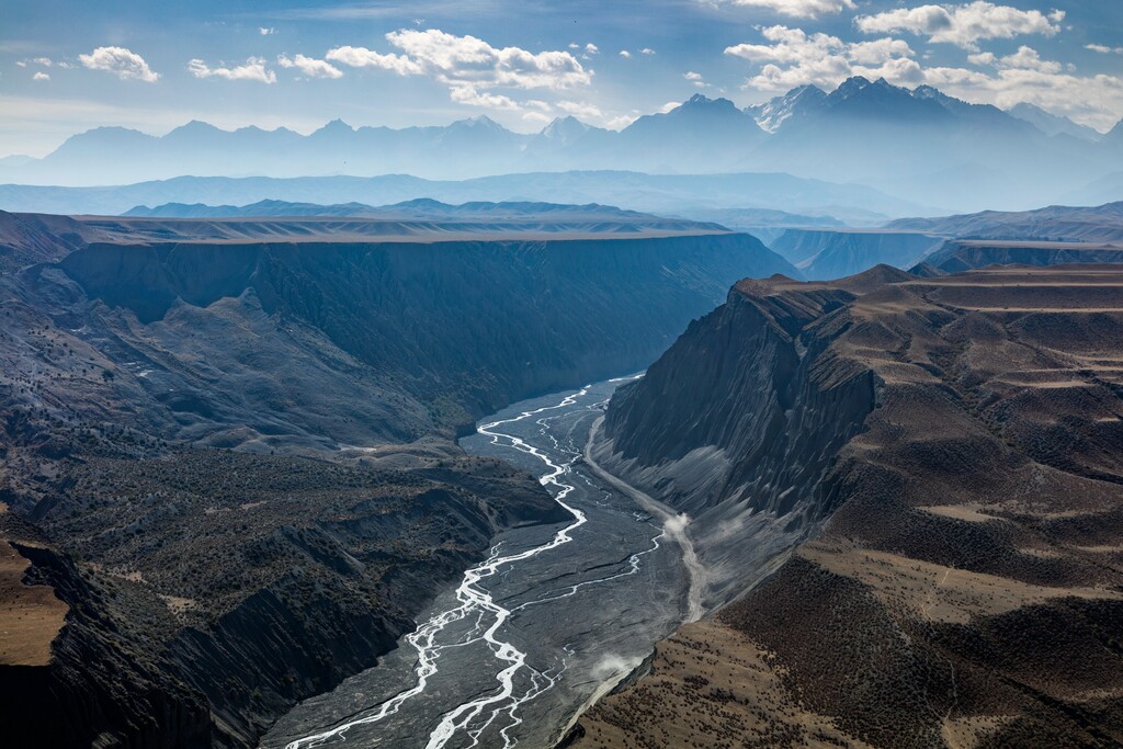 新疆奎屯安集海大峡谷图片