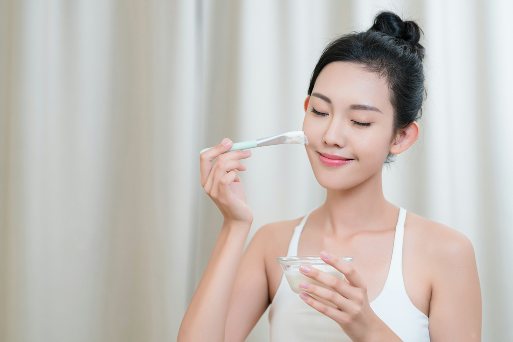 一个年轻女孩的美容生活