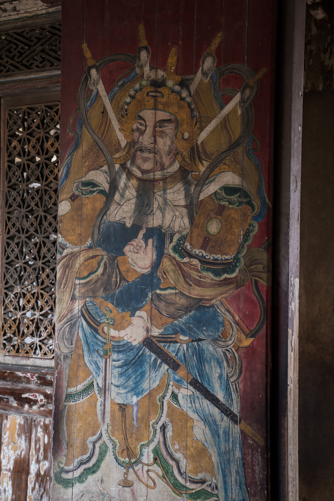 台湾鹿港小镇龙山寺图片