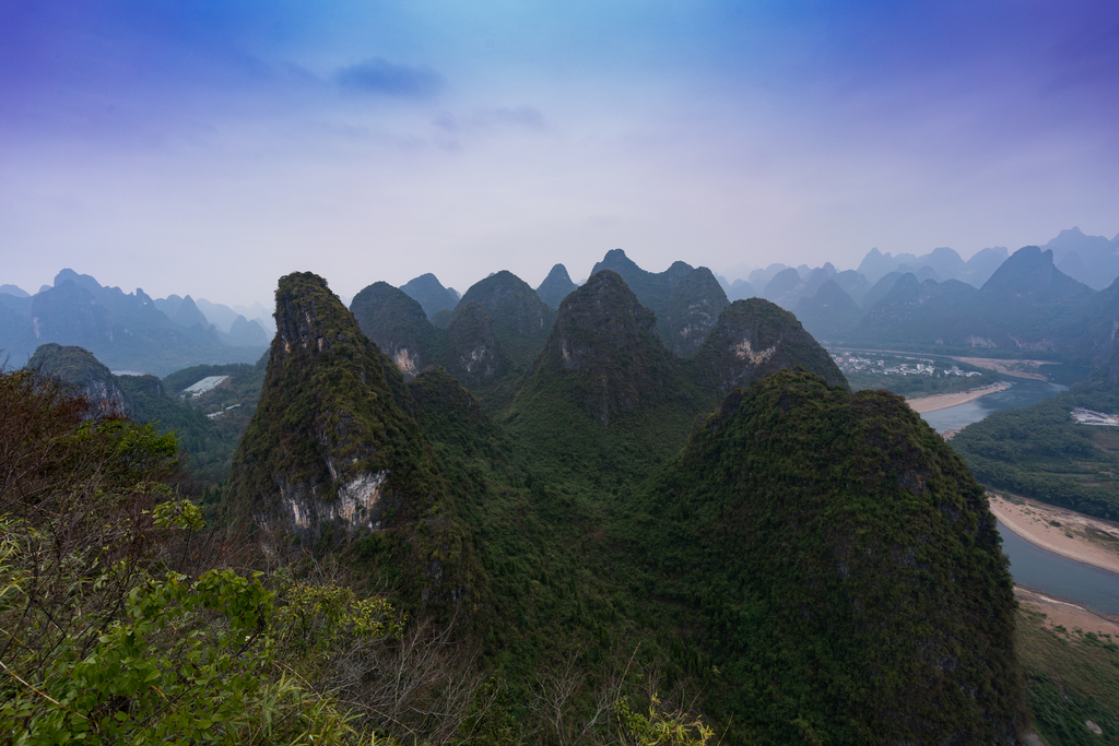 桂林阳朔相公山图片