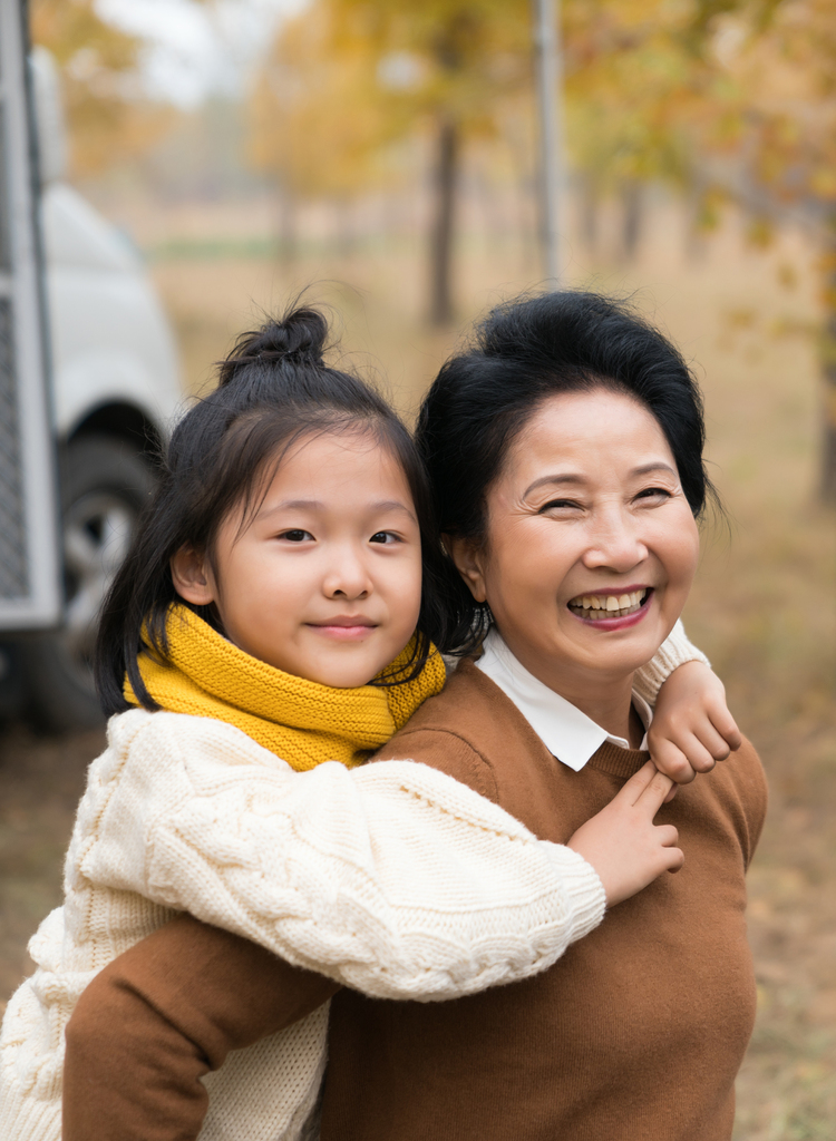 孙女二人秋游户外秋游