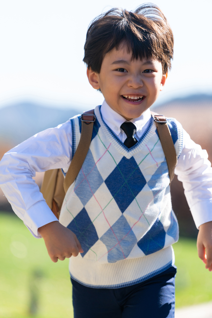 可爱的小学生图片