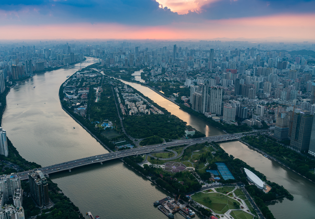 俯瞰广州城市全景图片