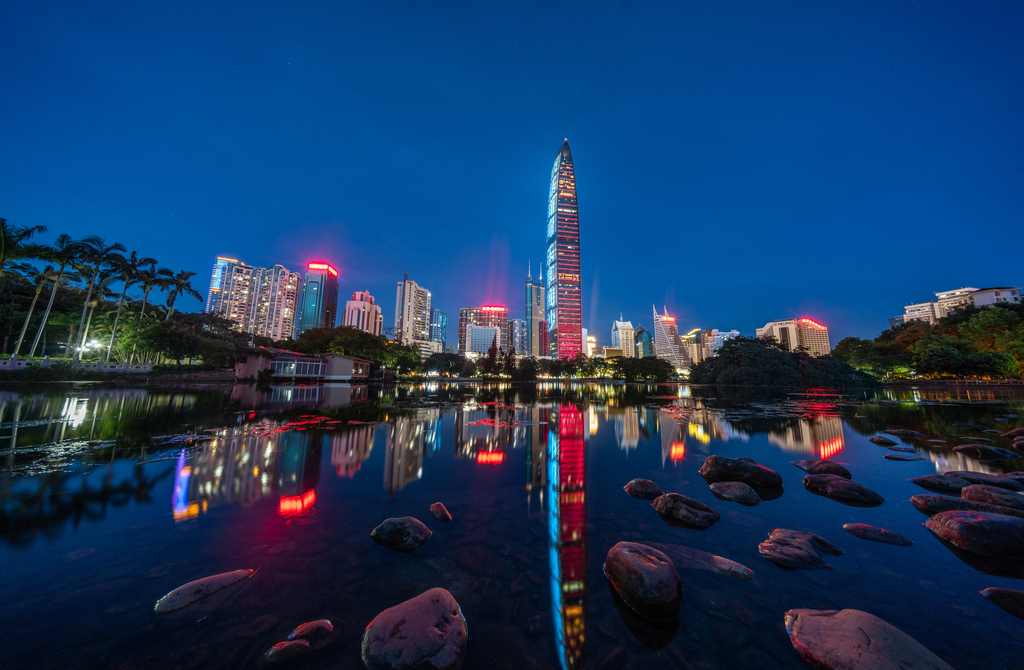 深圳城市夜景图片