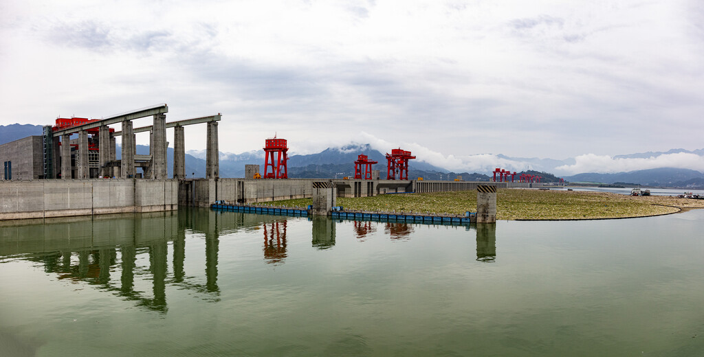 湖北宜昌三峡大坝图片
