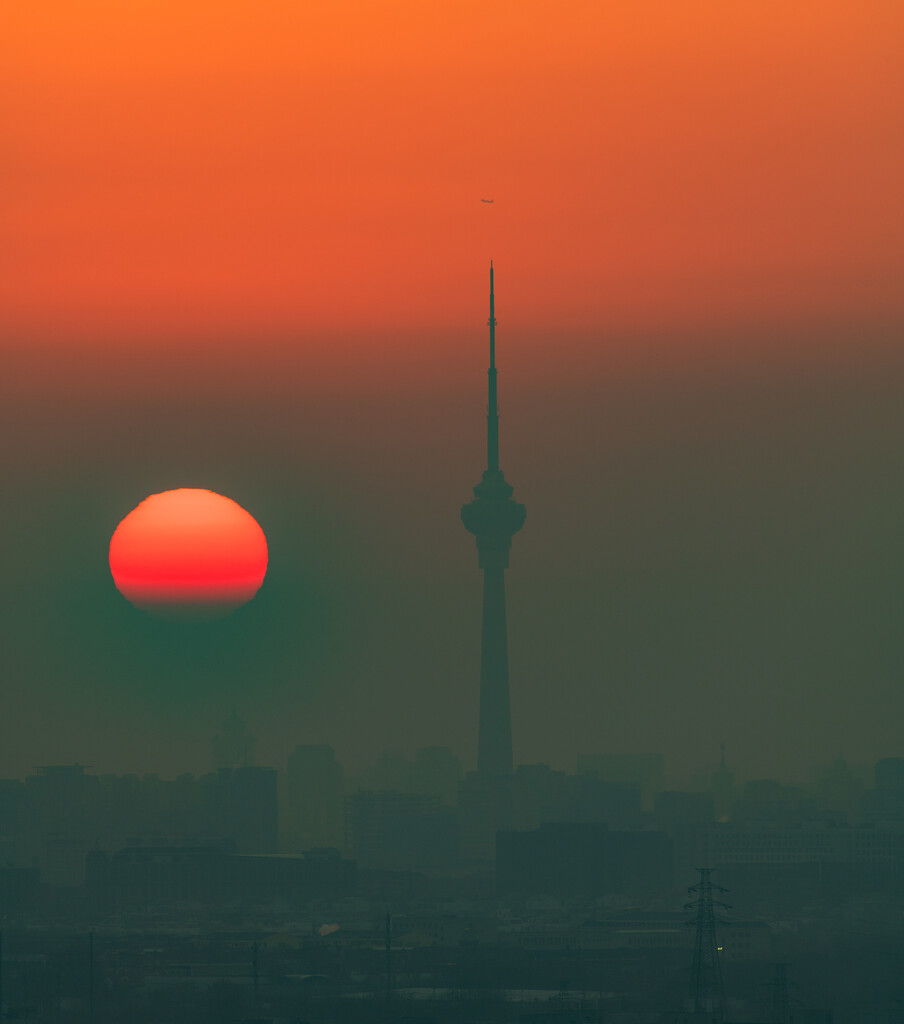 北京中央广播电视塔夜景图片