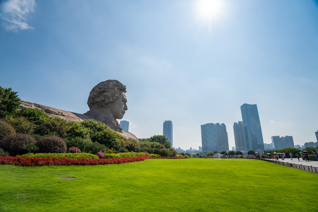 长沙橘子洲头毛泽东青年艺术雕塑