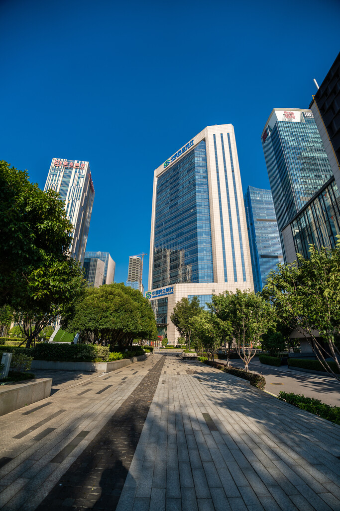 湖南金融广场摩天大楼建筑群图片