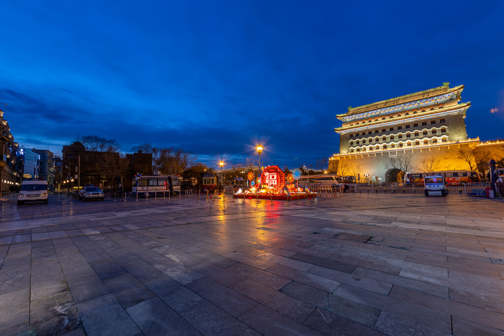 北京前门正阳门箭楼夜景