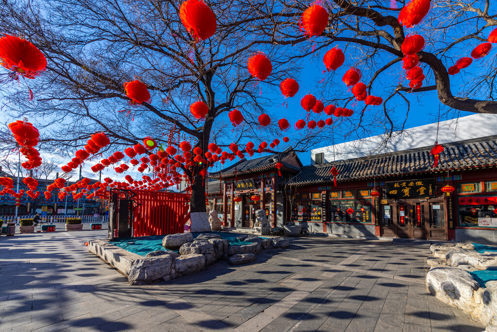 中国传统节日气氛的北京琉璃厂图片